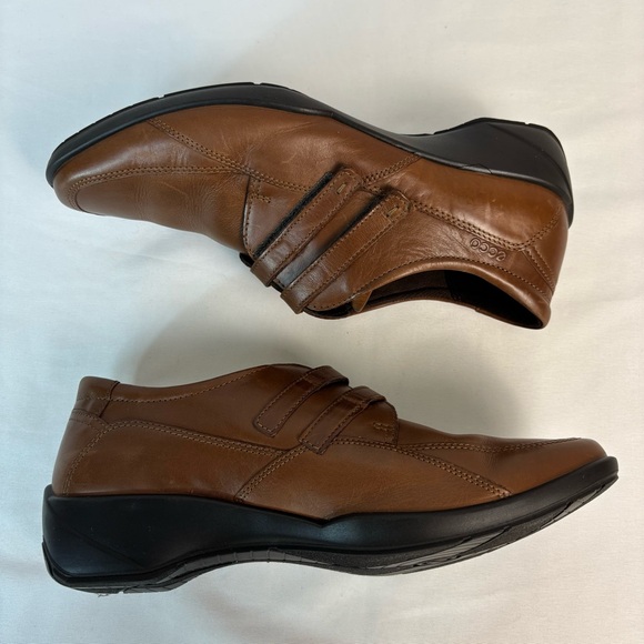 Ecco Light Leather Loafers Low Heel Comfort Derby Shoes Brown Sz US 8-8.5 EU 39 - Picture 9 of 15
